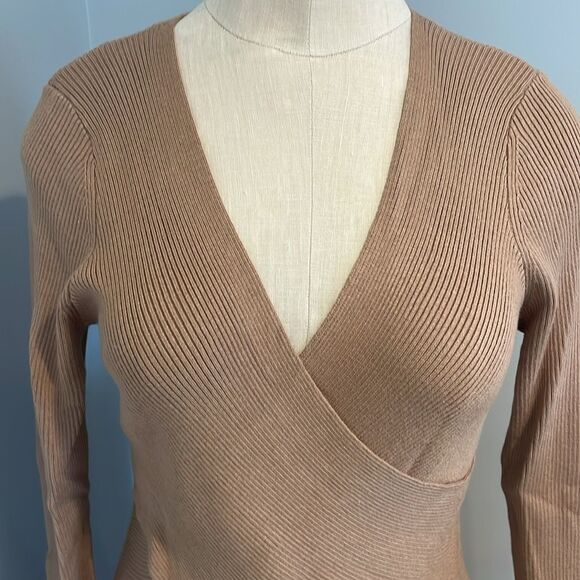 NWOT INC International Concepts Tan Long Sleeve Sweater Size SP - Picture 2 of 9